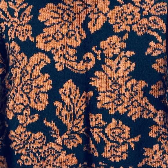 VTG Le Mode Rust Brown and Black Wool Blend Turtleneck Sweater Size Small - Picture 4 of 9